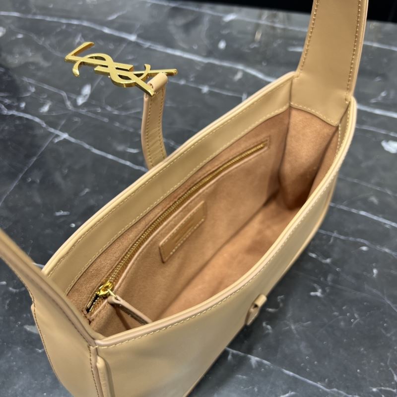 Y51 hobo bags